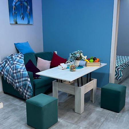 Appartamento Cool Blue Interior Self Check In Erevan Esterno foto