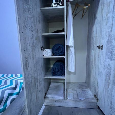 Appartamento Cool Blue Interior Self Check In Erevan Esterno foto