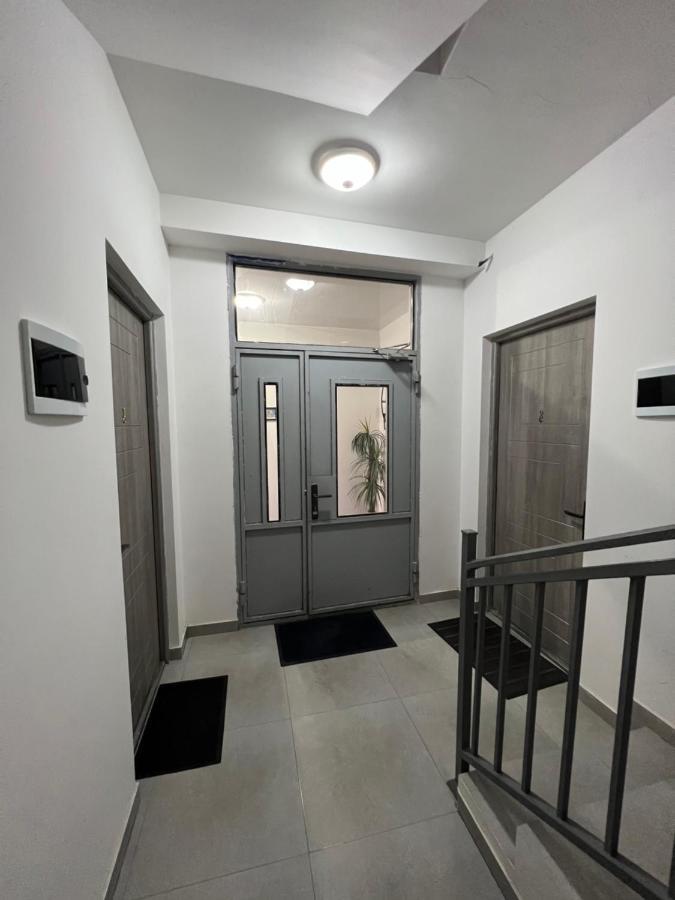 Appartamento Cool Blue Interior Self Check In Erevan Esterno foto
