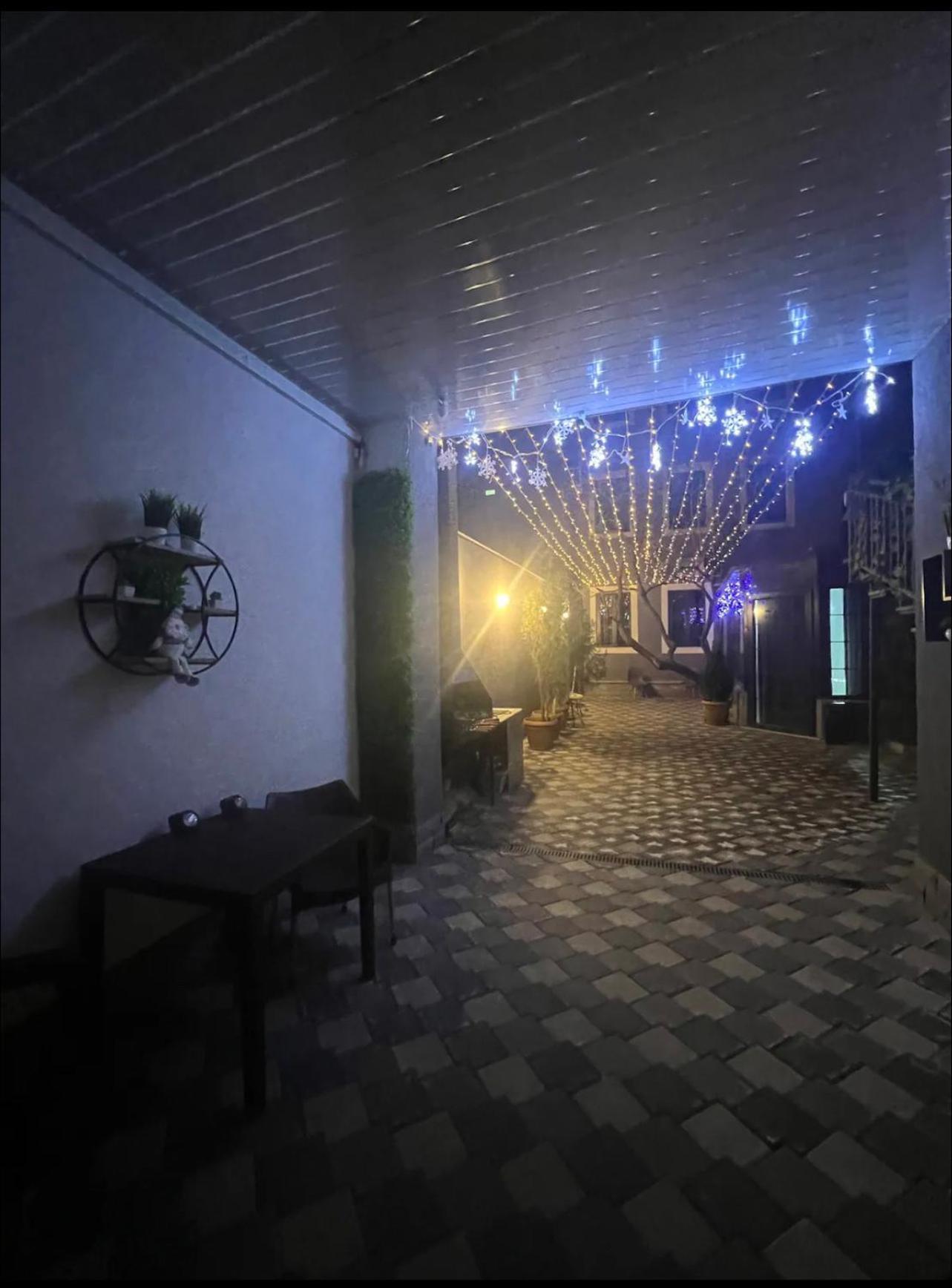 Appartamento Cool Blue Interior Self Check In Erevan Esterno foto